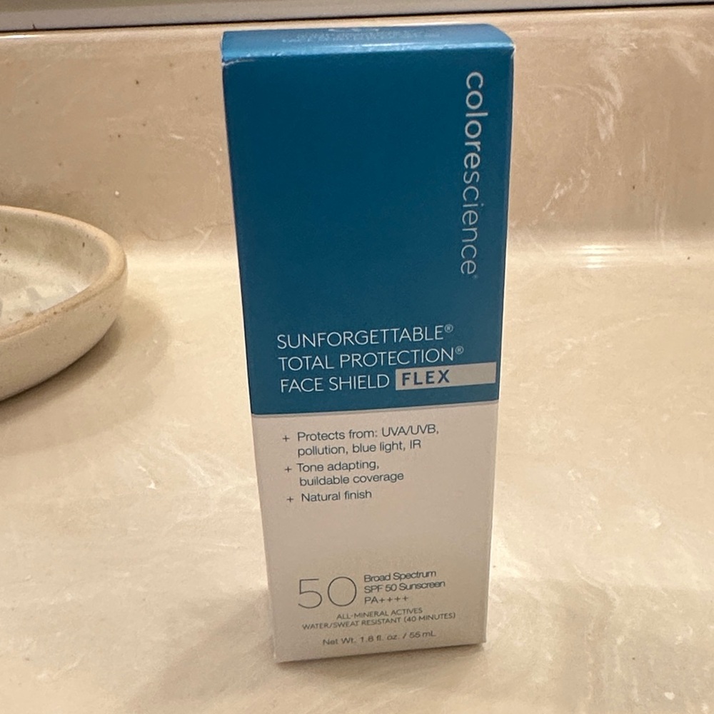 Sunforgettable Total Protection Face Shield FLEX SPF 50 - Blue/White